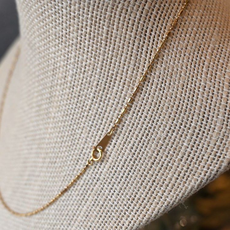 エレガントな パールデザインネックレス