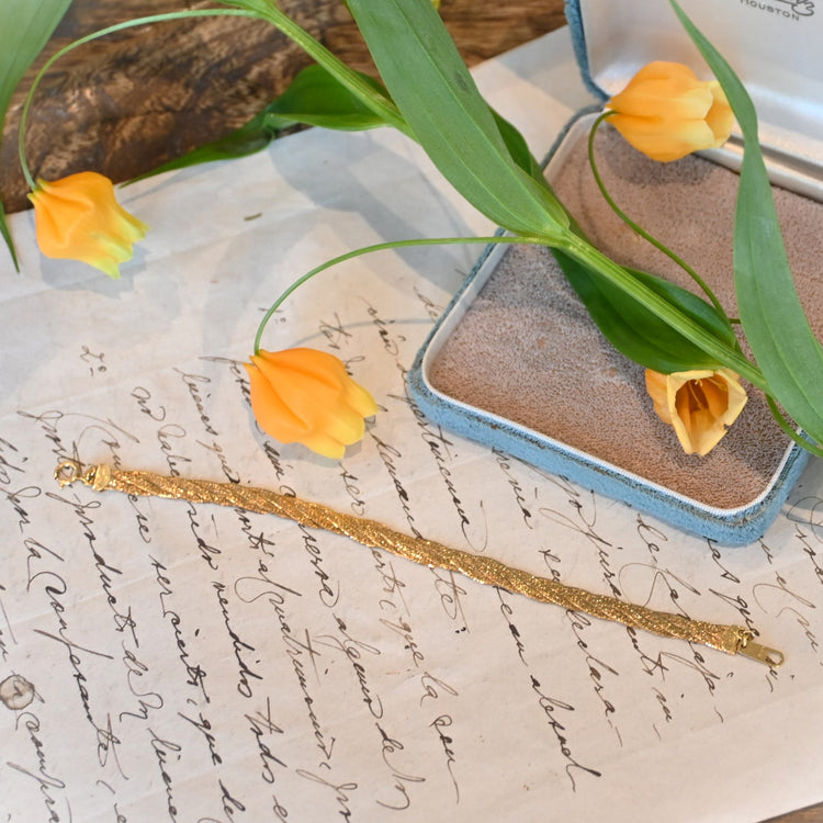 エレガントな 編みブレスレット