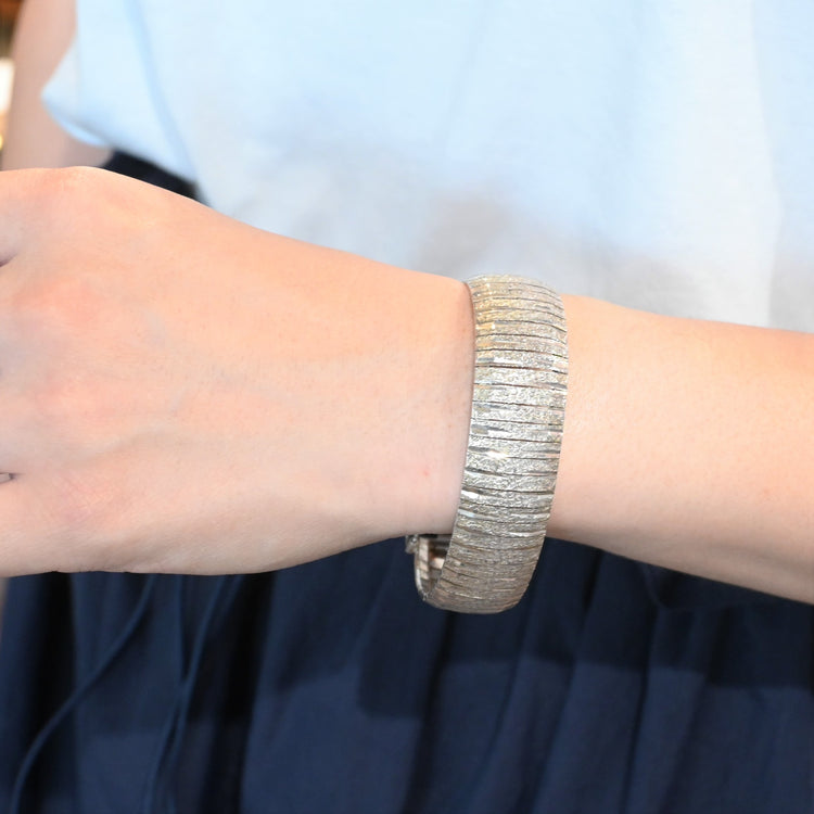 存在感抜群の ブレスレット from ITALY