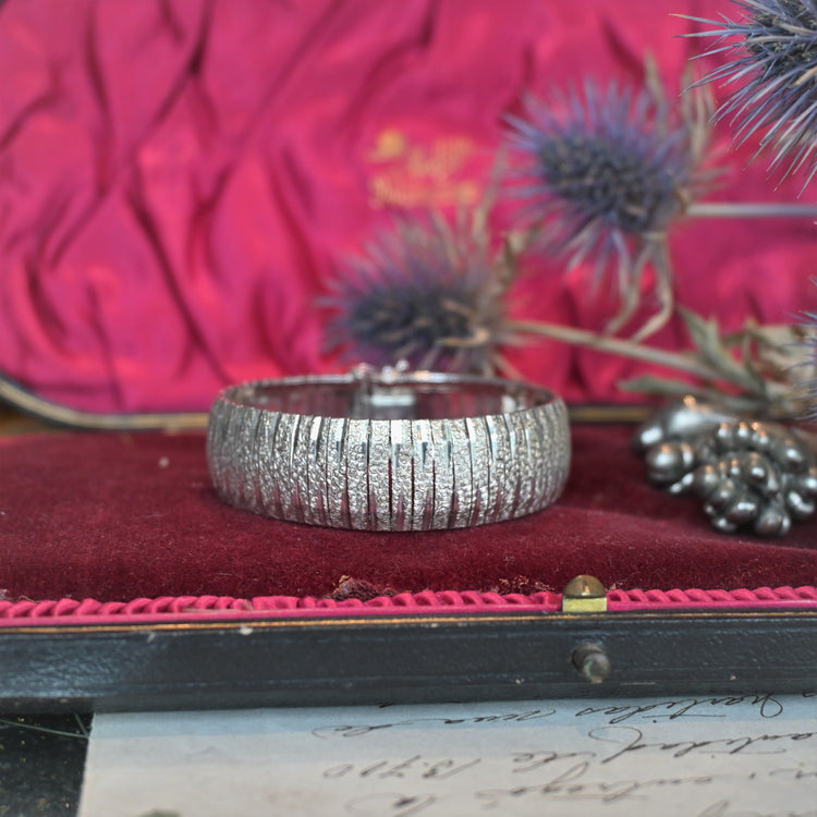 存在感抜群の ブレスレット from ITALY