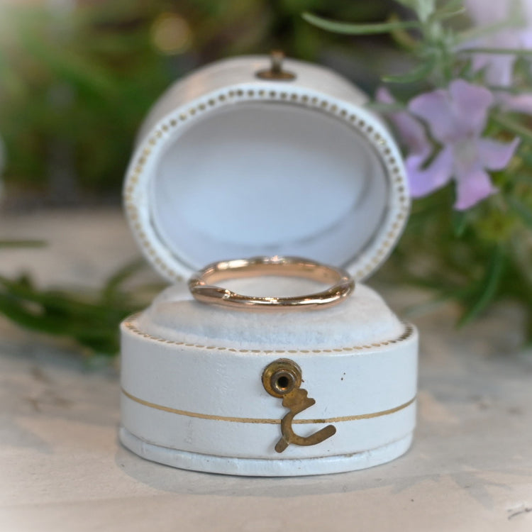 さりげなく美しいダイヤモンドリング(Y様お直し代込み)