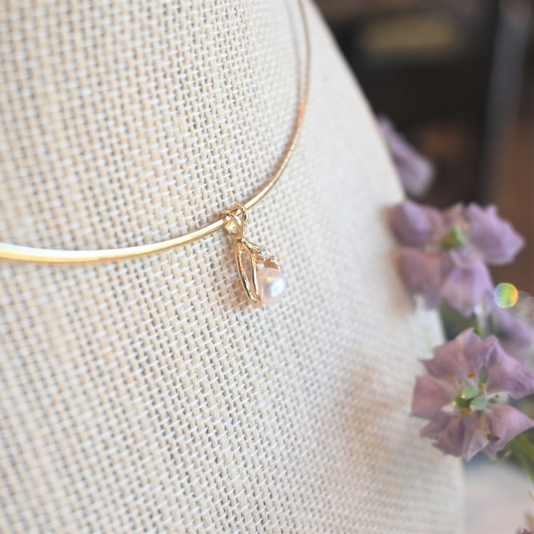 上品なパールトップ