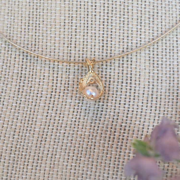 上品なパールトップ