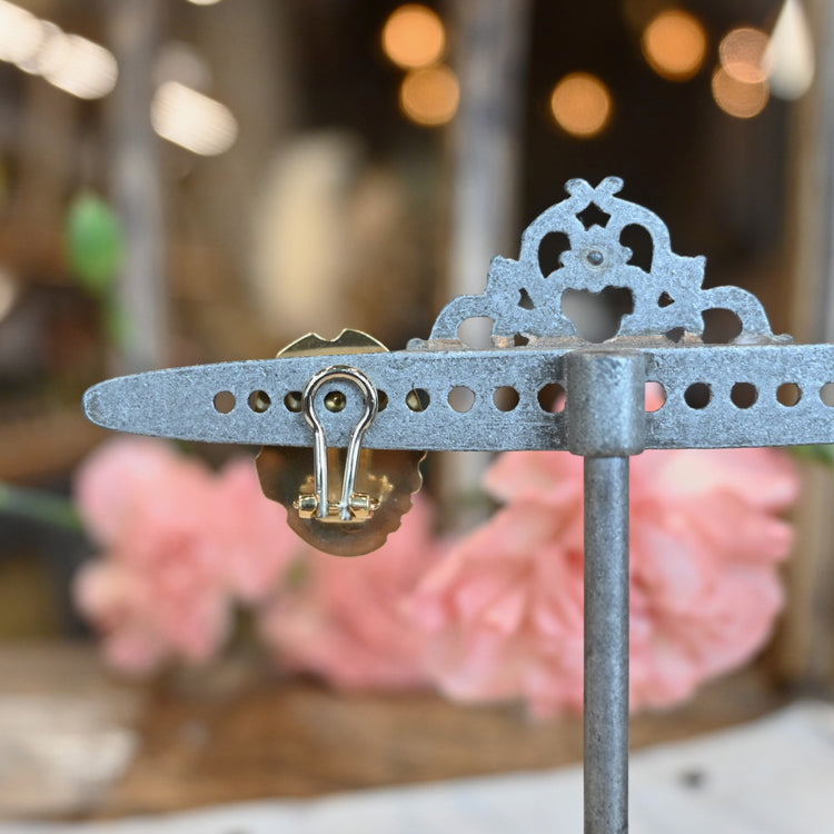 UNOAERRE 大振りイヤリング