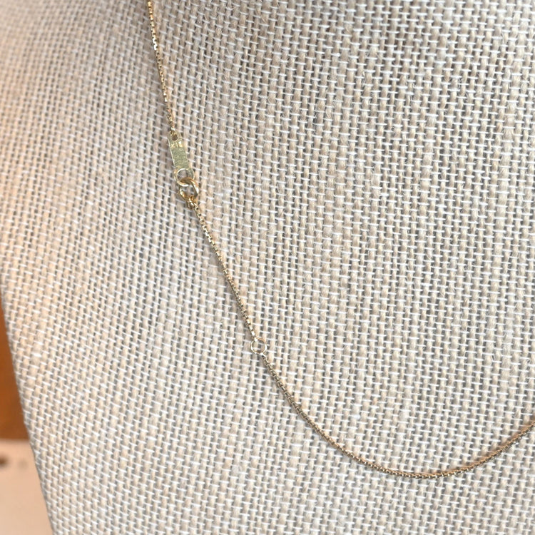 輝きの強い ダイヤモンドトップネックレス