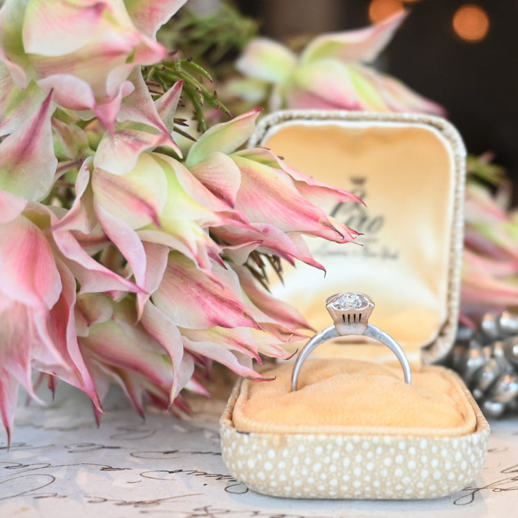 0.28ctダイヤモンド デザインリング