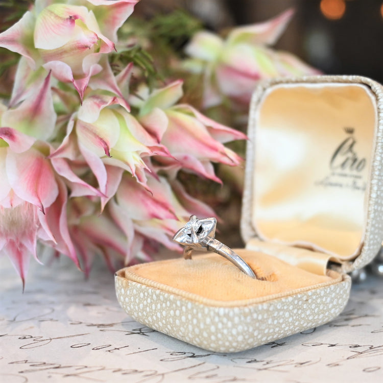 0.28ctダイヤモンド デザインリング