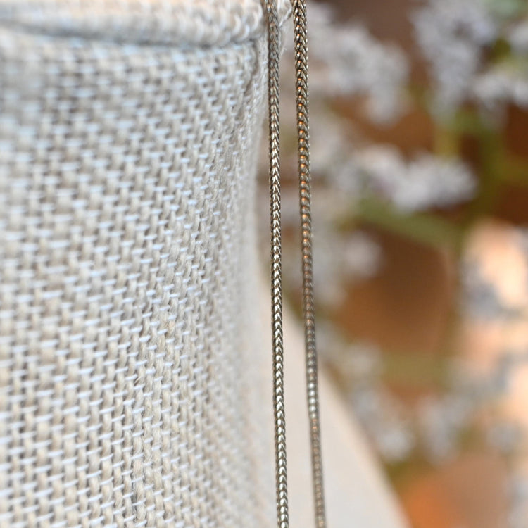 UNOAERRE 8金の軽いターラントネックレス