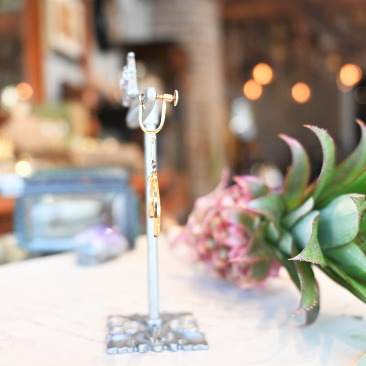 軽い着け心地の サークルイヤリング