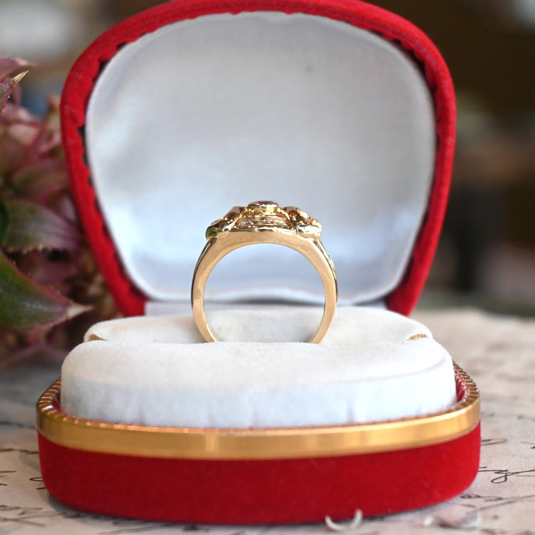 オリエンタルな ルビーデザインリング