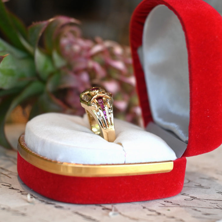 オリエンタルな ルビーデザインリング