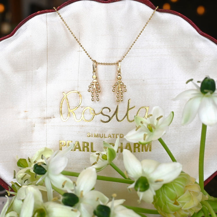 UNOAERRE 可愛い人形型チャーム