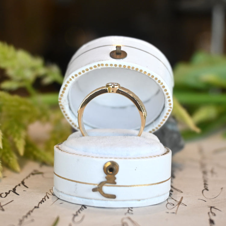 クラシカルなダイヤモンドリング