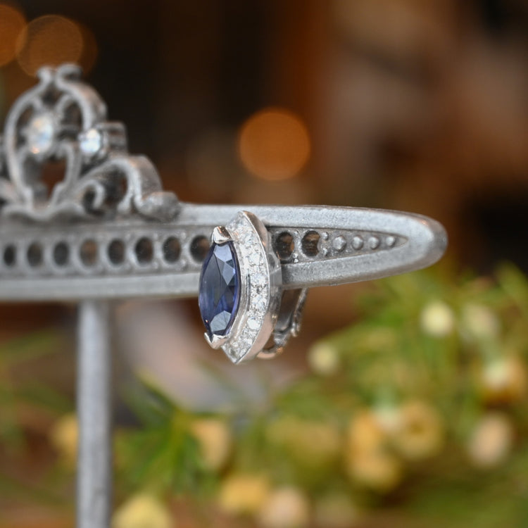 マーキーズカットのサファイアが美しい イヤリング