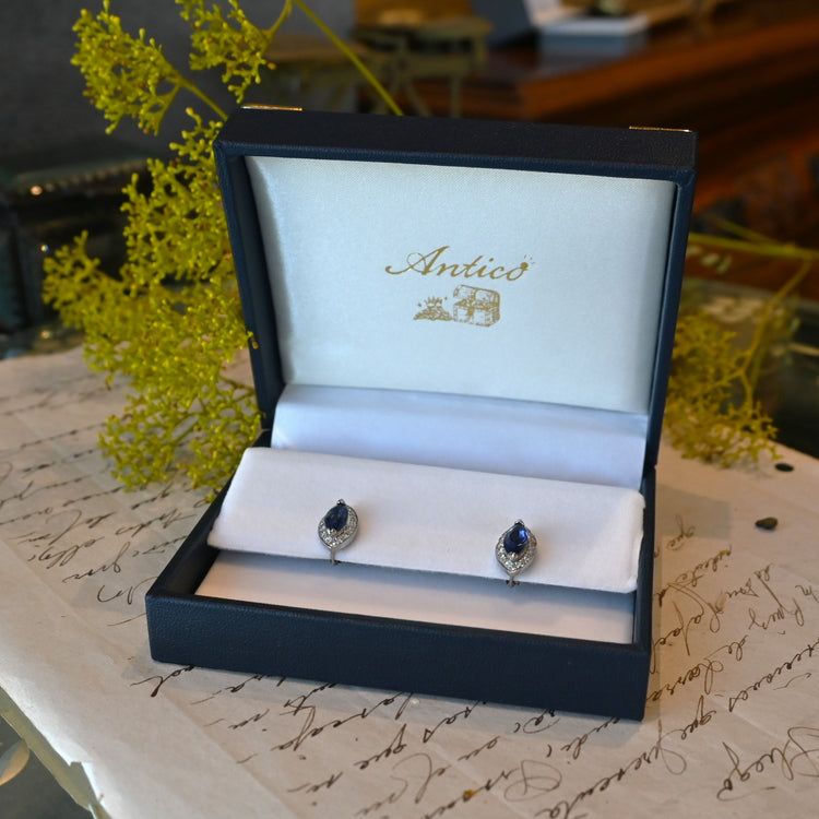 マーキーズカットのサファイアが美しい イヤリング