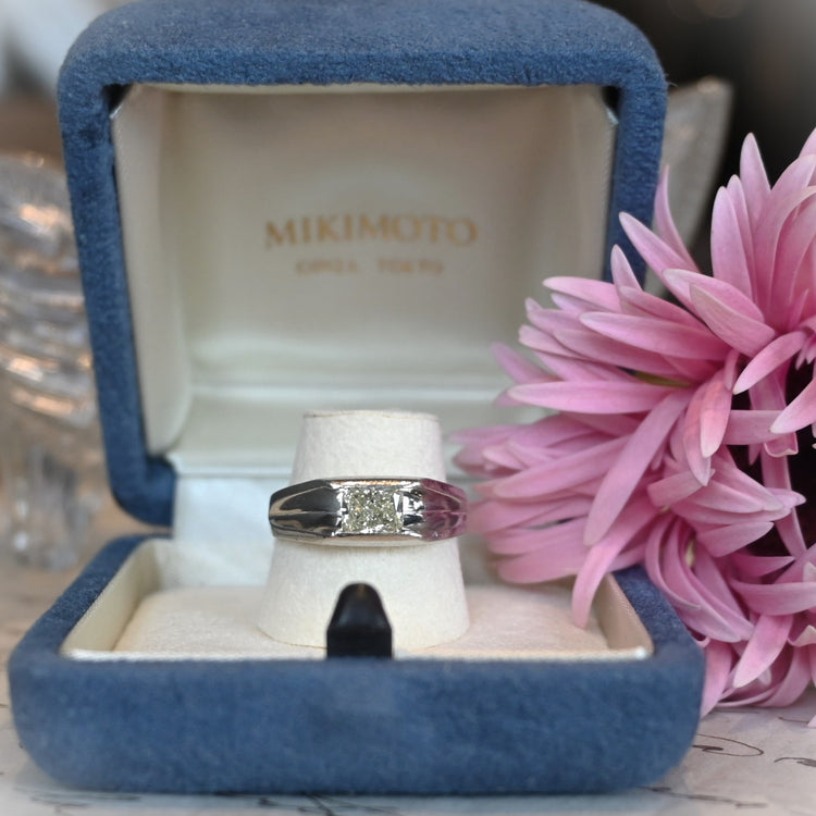 煌めく プラチナダイヤモンドリング