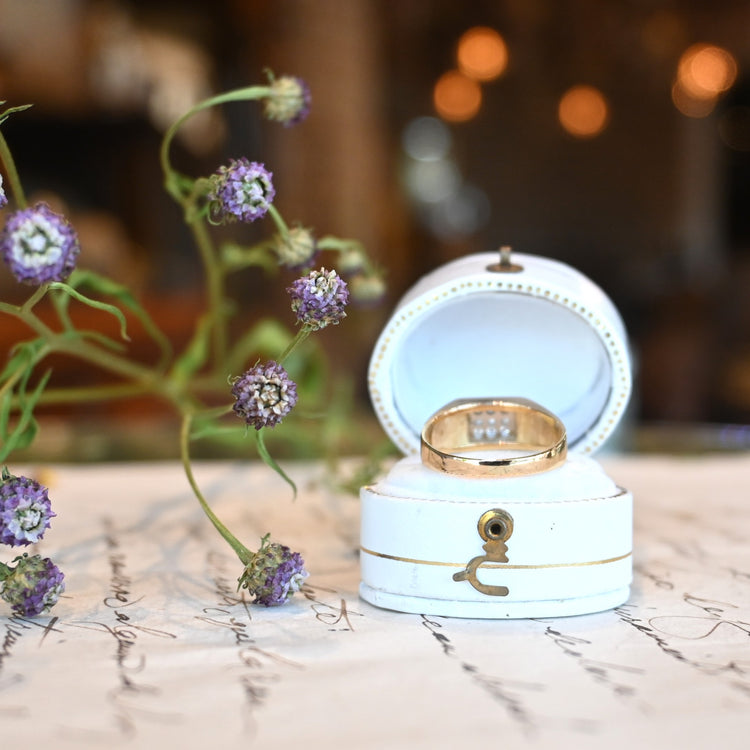 ダイヤモンドが美しい シンプルリング