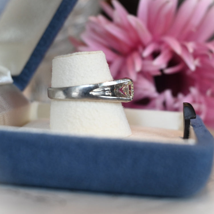 煌めく プラチナダイヤモンドリング