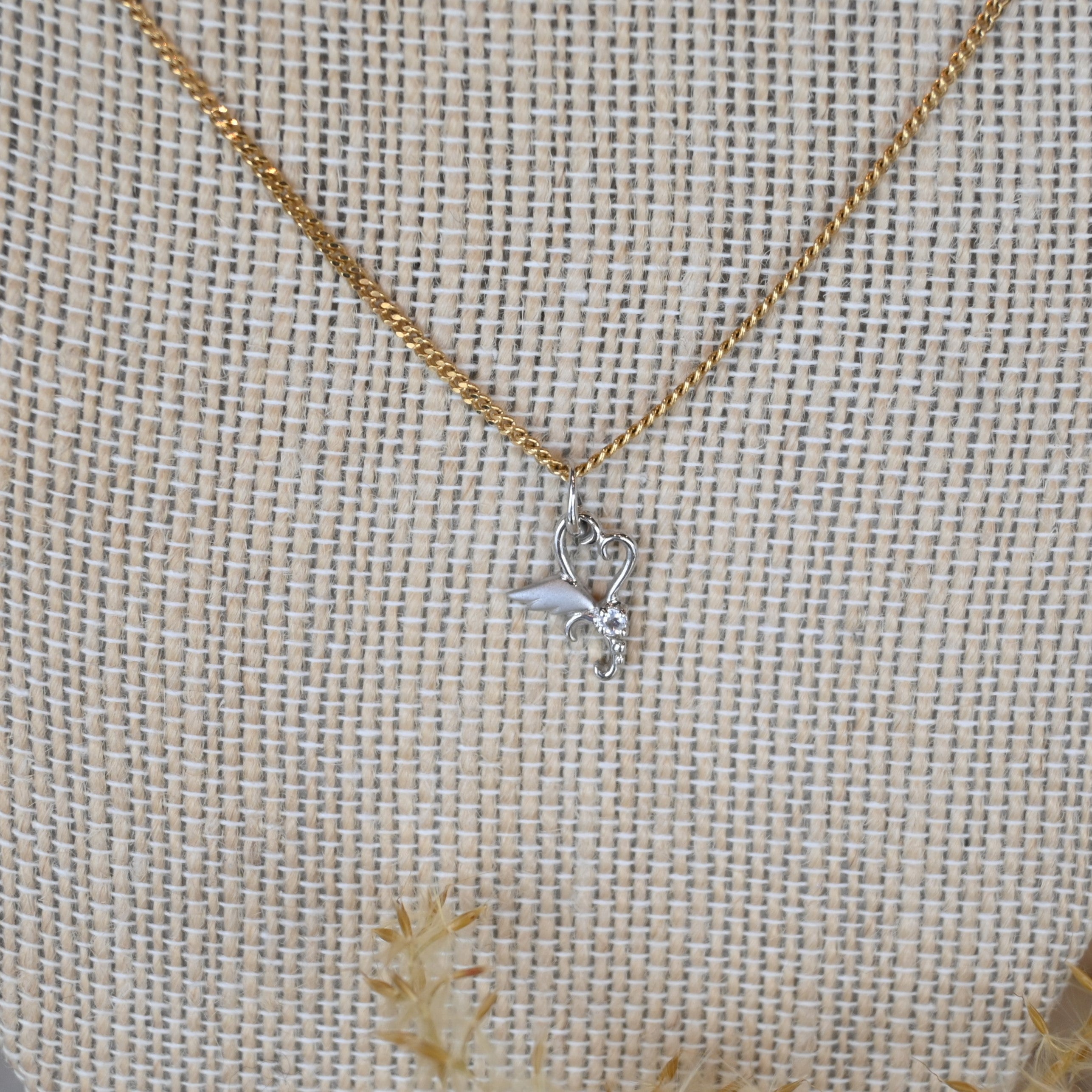 さりげない輝きが可愛らしいトップ | 芦屋Antico