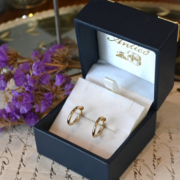 軽い フープイヤリング