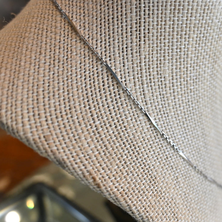 プラチナデザイン ネックレス