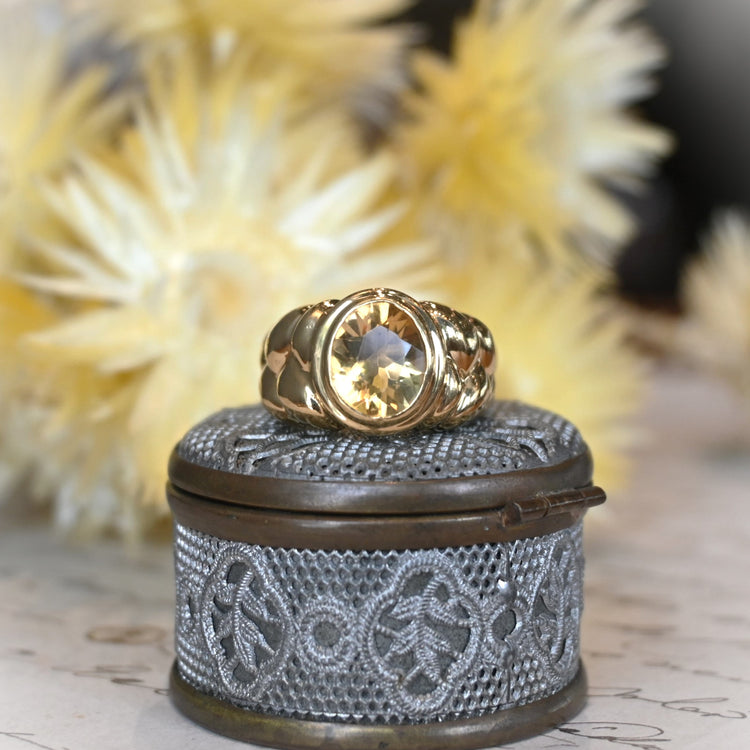 存在感のある シトリンリング