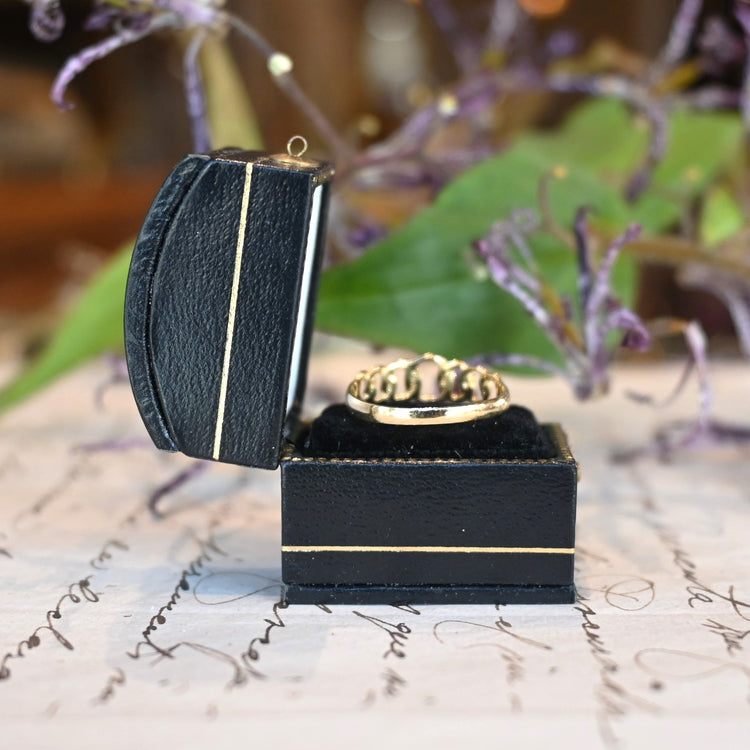 可愛らしい デザインリング