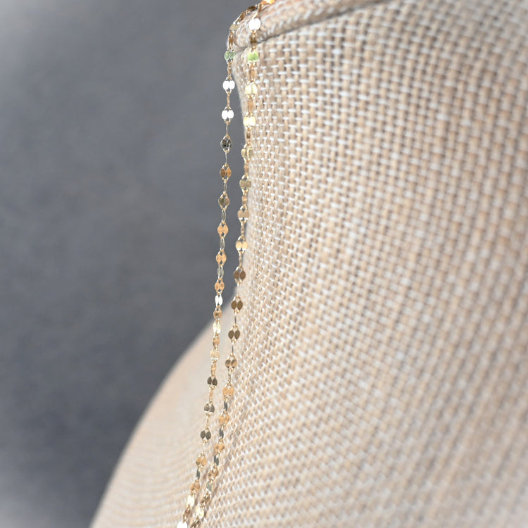 UNOAERRE 軽く華やかな デザインネックレス