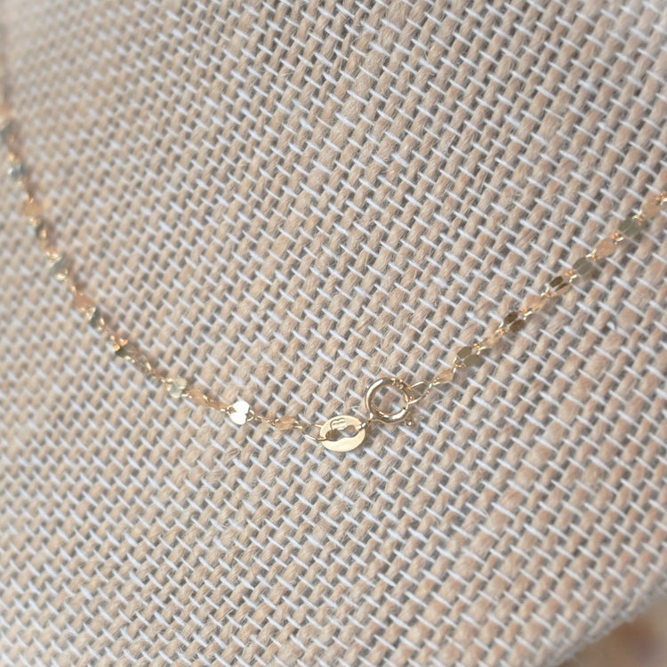 UNOAERRE 軽く華やかな デザインネックレス