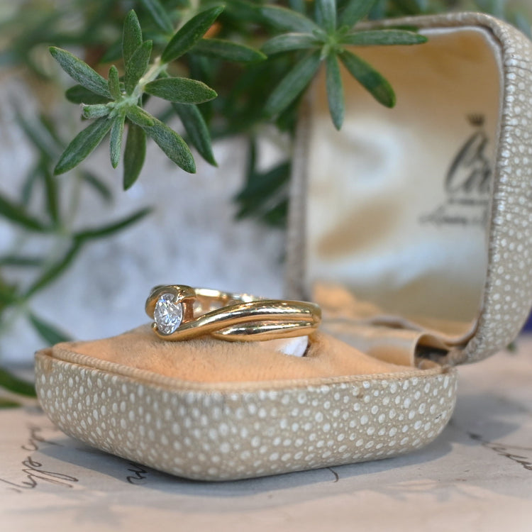 美しい煌めきの ダイヤモンドリング