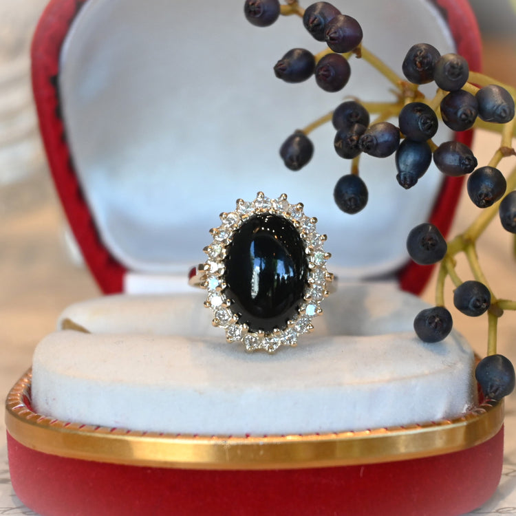 華やかな オニキスリング