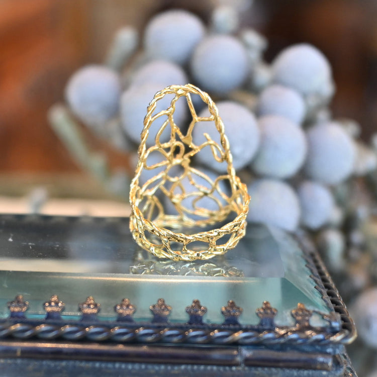 大振りな デザインリング