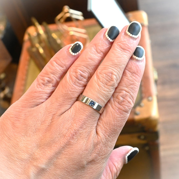 CITIZEN サファイア プラチナリング