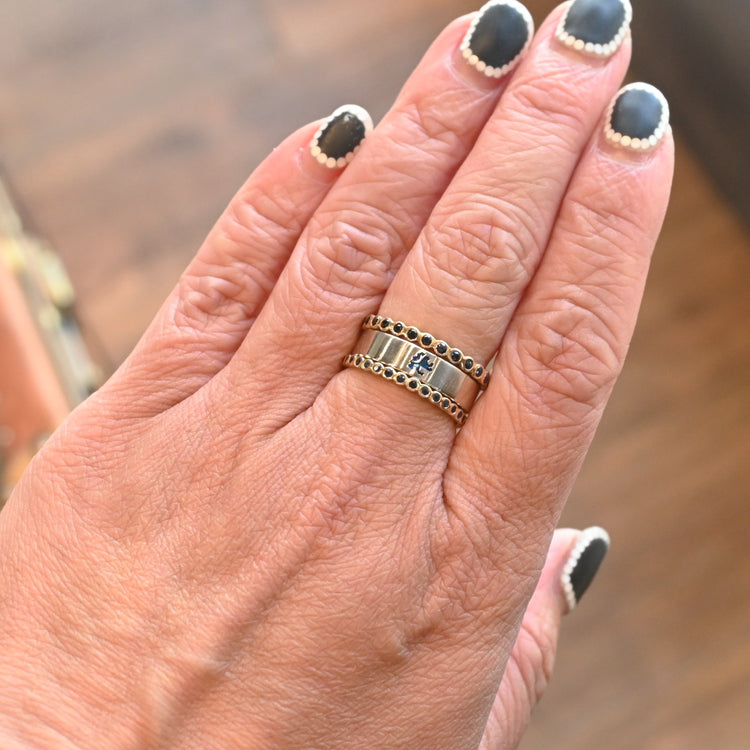 CITIZEN サファイア プラチナリング