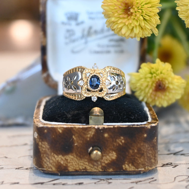 ユニークなサファイア コンビデザインリング