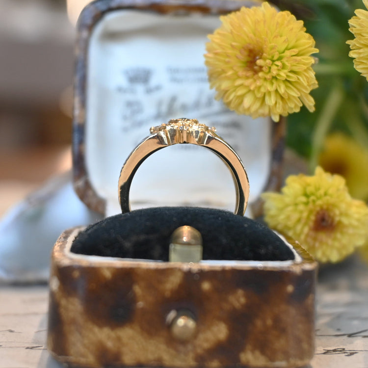 ユニークなサファイア コンビデザインリング