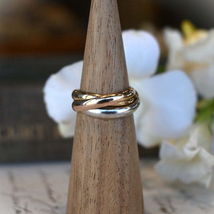 シンプルな3連リング