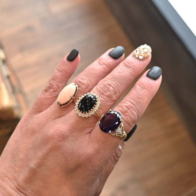 華やかな オニキスリング