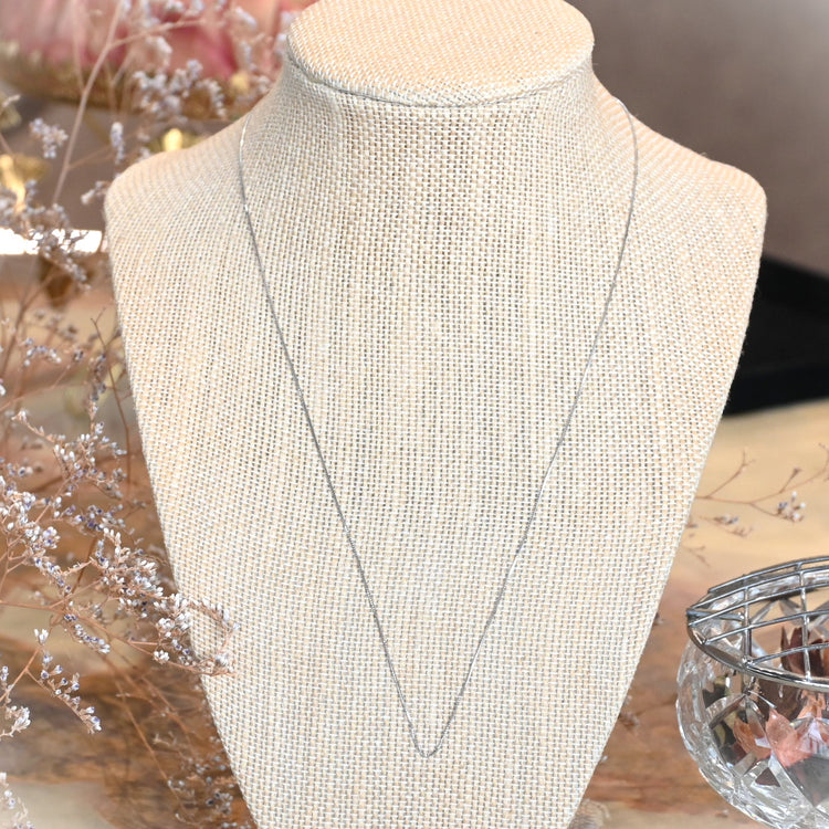 上品な ベネチアンネックレス