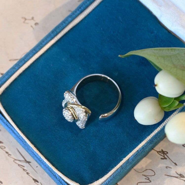 ゴージャスな メレダイヤモンドリング