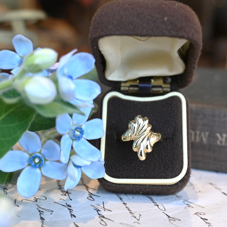 ゴールドデザインリング