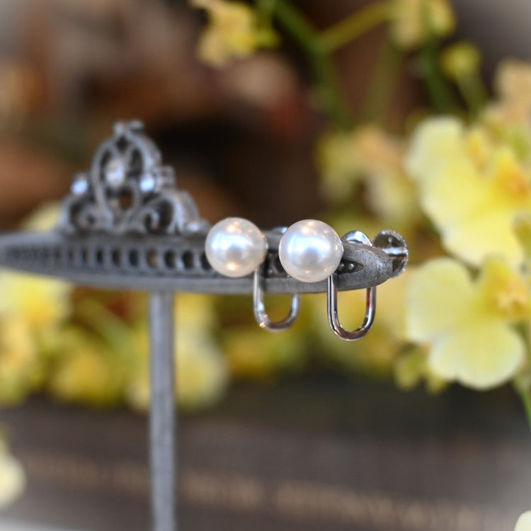 MIKIMOTO パールイヤリング