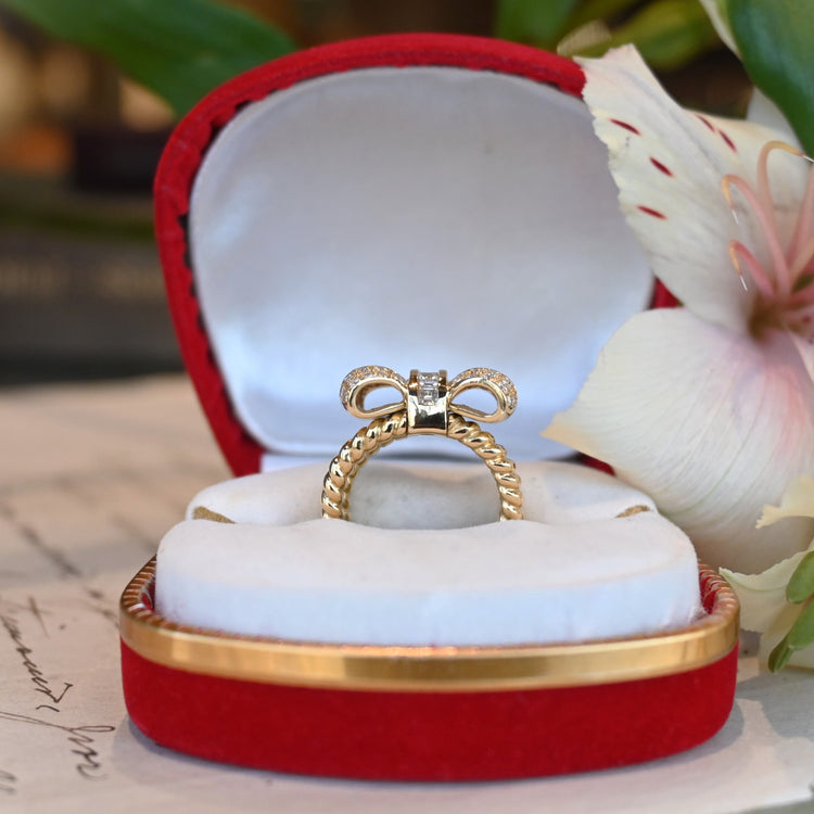 デコラクティブな リボンリング