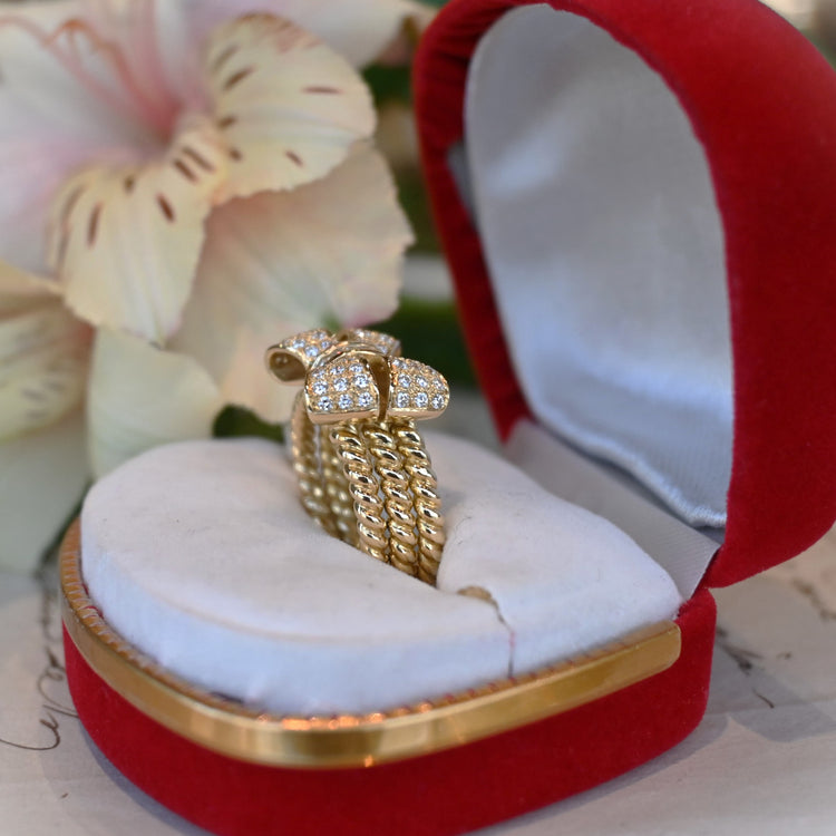 デコラクティブな リボンリング