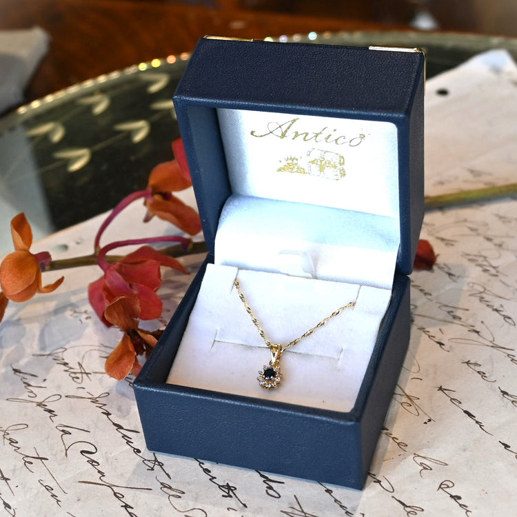 サファイアトップ ネックレス