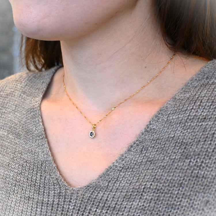 サファイアトップ ネックレス