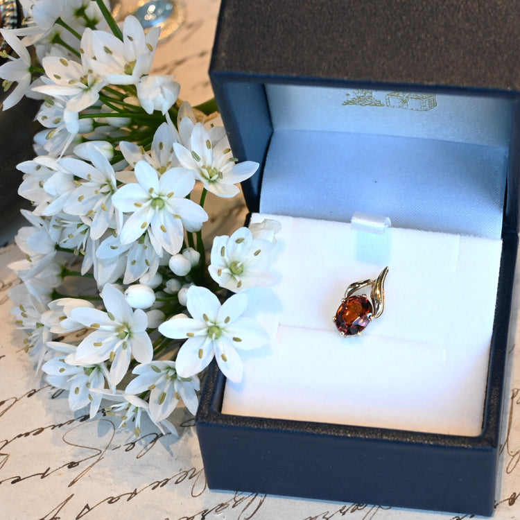 ガーネットトップ