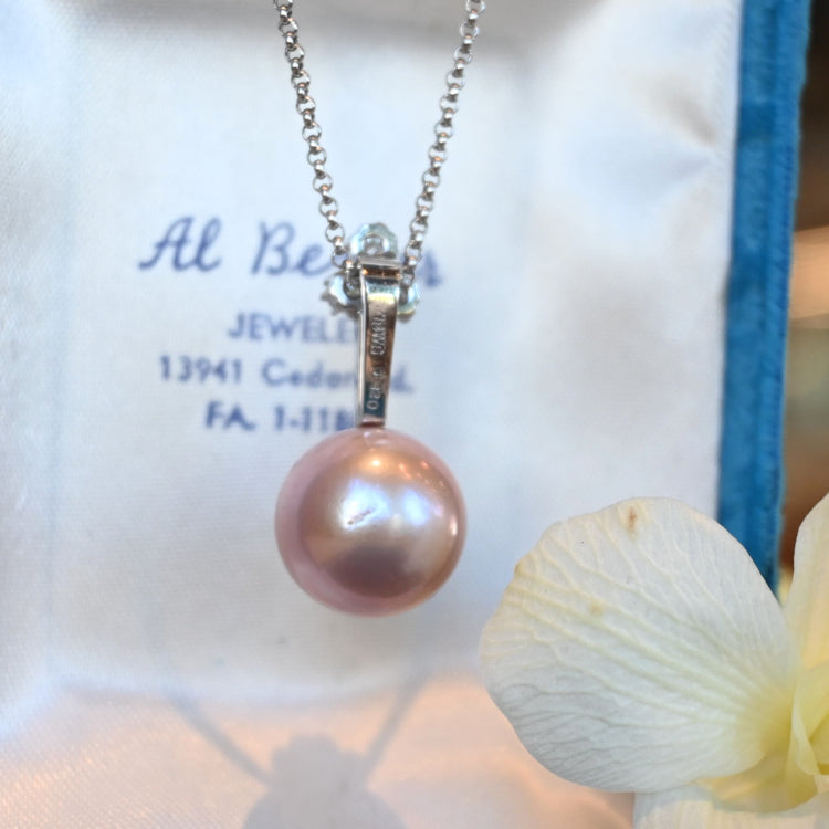 大粒のピンクパールが上品な ネックレス