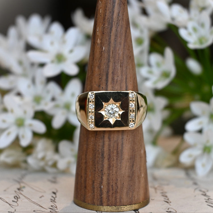 0.30ctダイヤモンドが美しい 印台リング