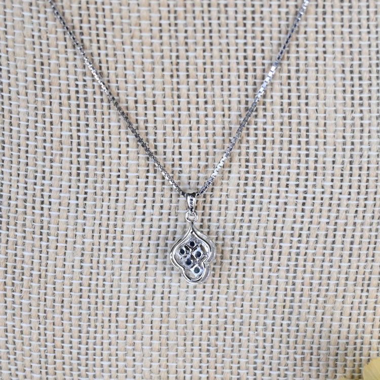 サファイアトップ付 ネックレス